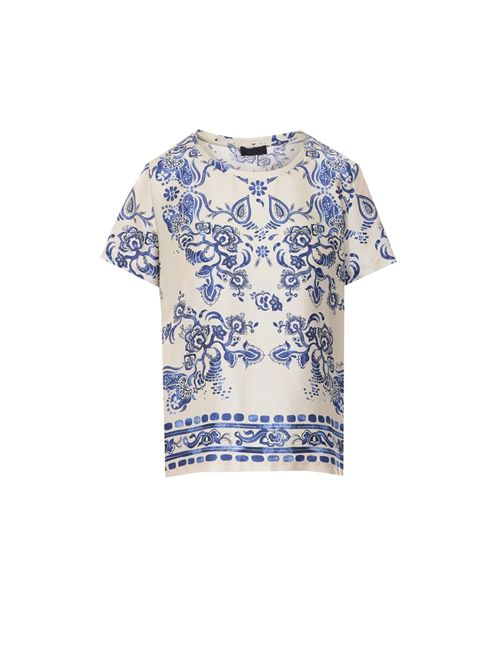 Blusa è realizzata in raso